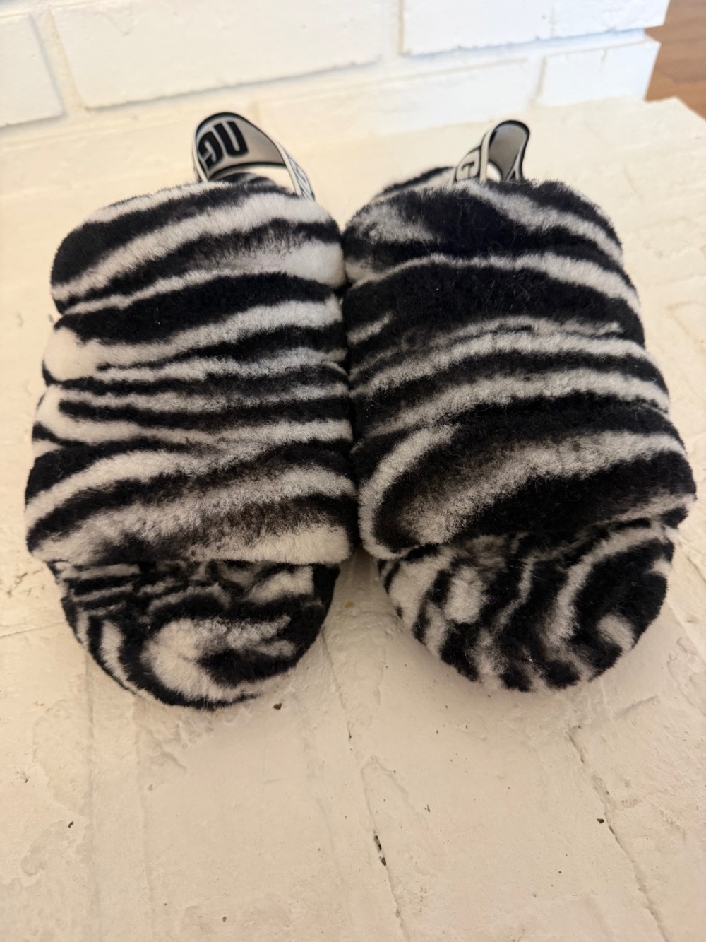 UGG Zebra Fluff Yeah Women’s Slide